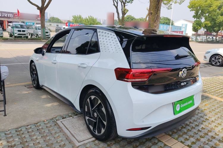 Volkswagen ID.3 2023 — 4