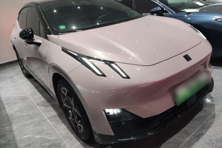 Lynk & Co Z20 2025 — 3