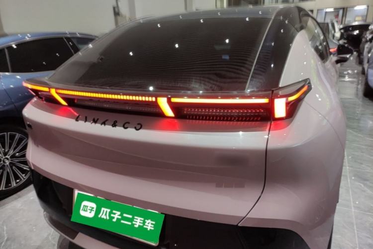 Lynk & Co Z20 2025 — 5
