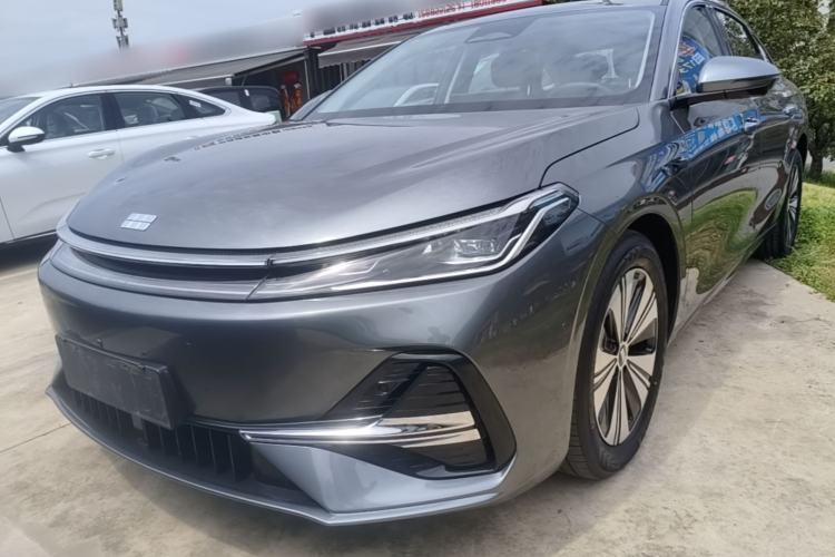 Geely Galaxy A7 2025 — фото 1