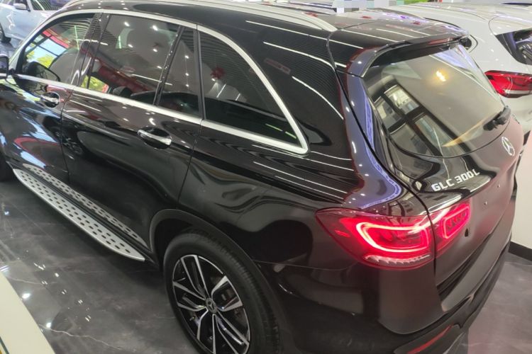 Mercedes-Benz GLC 300 L 2020 — фото 4
