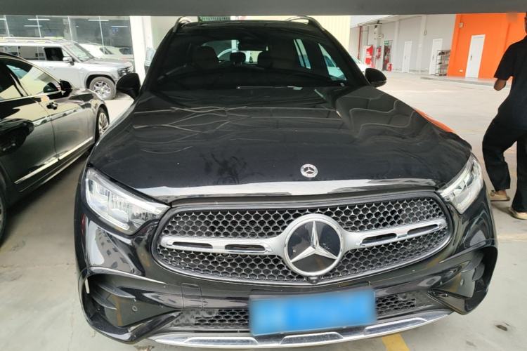 Mercedes-Benz GLC 300 L 2025 — 2