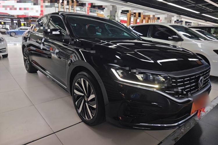 Volkswagen Passat 2023 — фото 3
