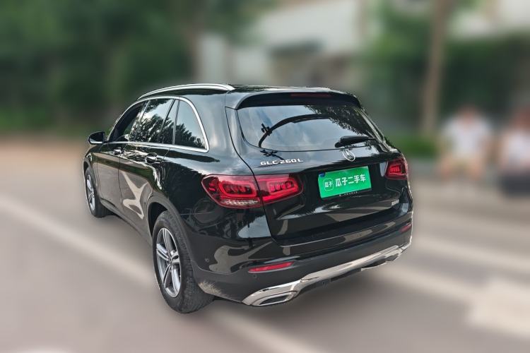 Mercedes-Benz GLC 260 L 2021 — фото 4