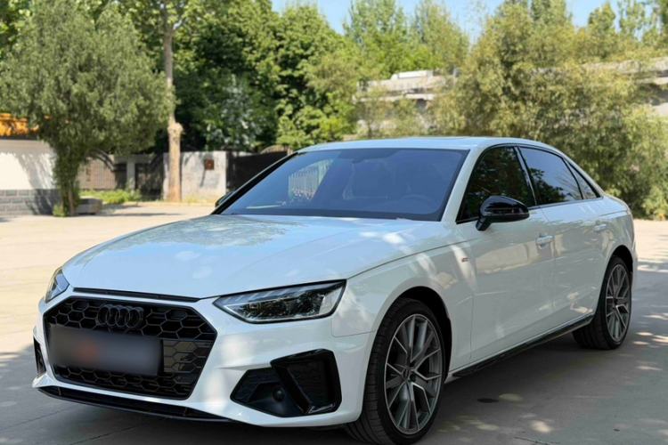 Audi A4 2024 — 2