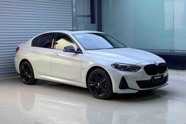 BMW 125i 2021 — фото 3