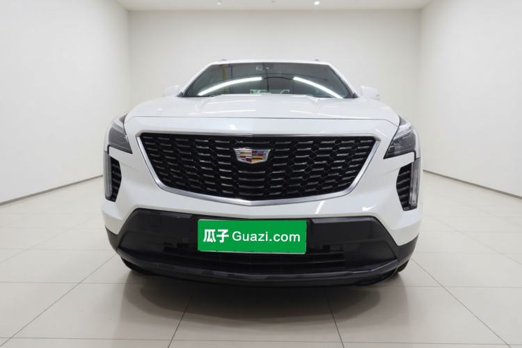 Cadillac XT4 2021 — фото 2