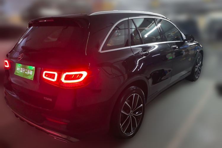 Mercedes-Benz GLC 260 L 2020 — фото 4