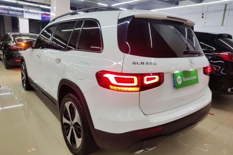 Mercedes-Benz GLB 220 2022 — 4