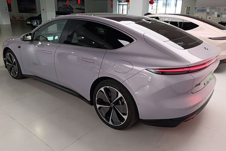 NIO ET5 2025 — 4