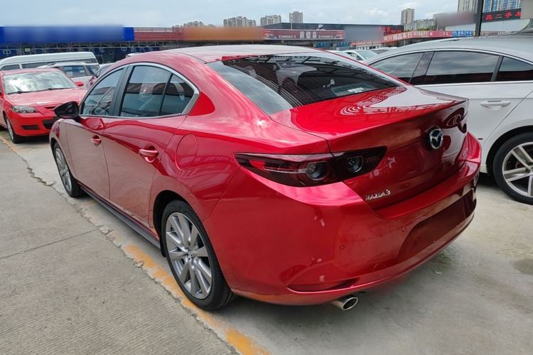 Mazda Mazda 3 2021 — 4