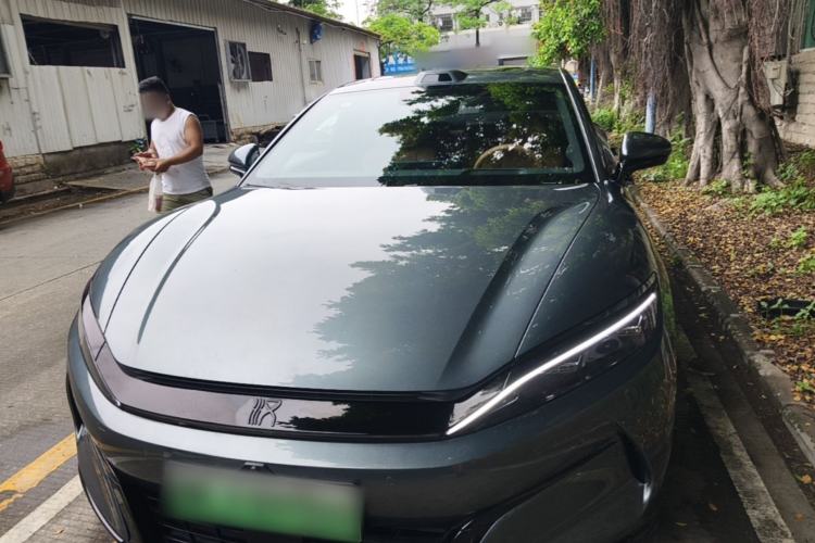 BYD Han L 2025 — 2