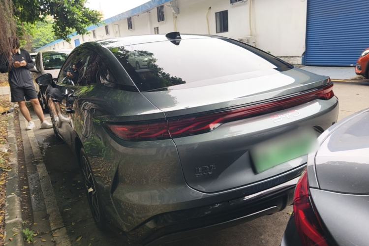 BYD Han L 2025 — 4