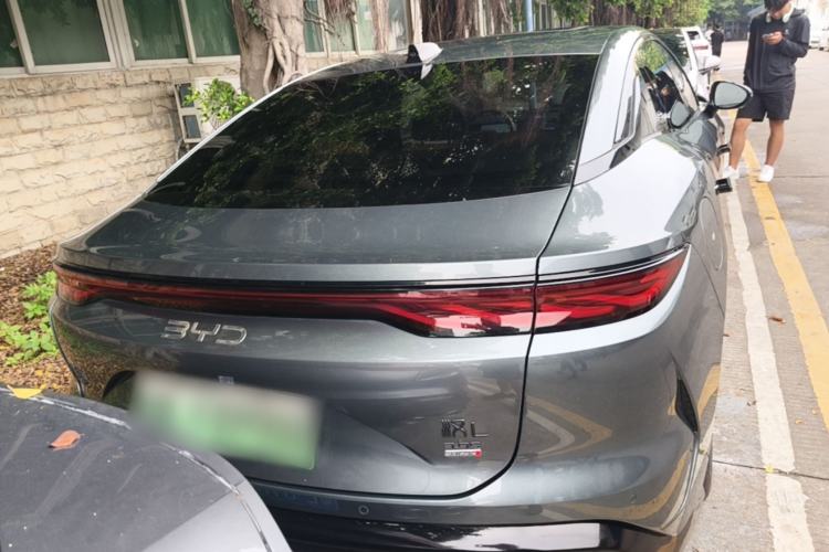 BYD Han L 2025 — 5
