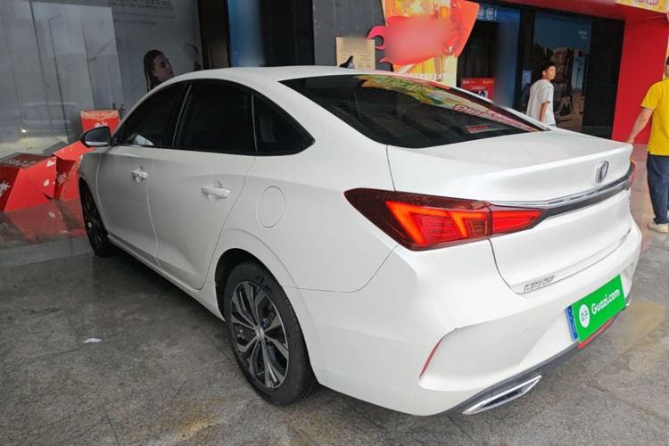 ChangAn Eado 2021 — 4
