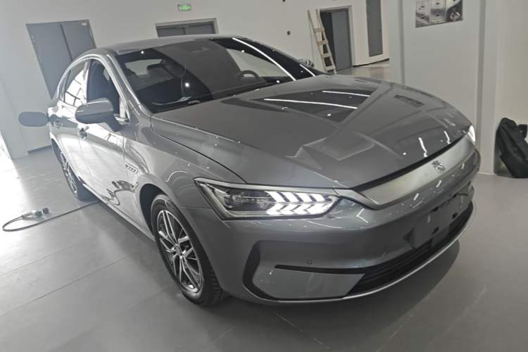 BYD Qin Plus 2021 — фото 3