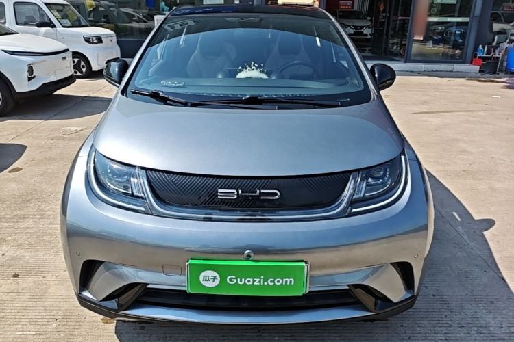 BYD Dolphin 2023 — 2