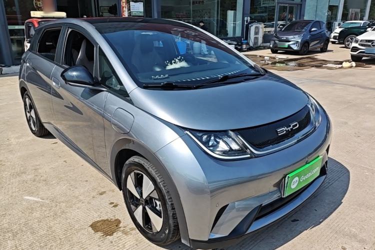 BYD Dolphin 2023 — 3