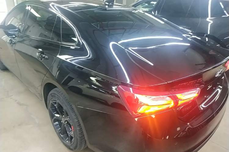 Chevrolet Malibu XL 2019 — 4