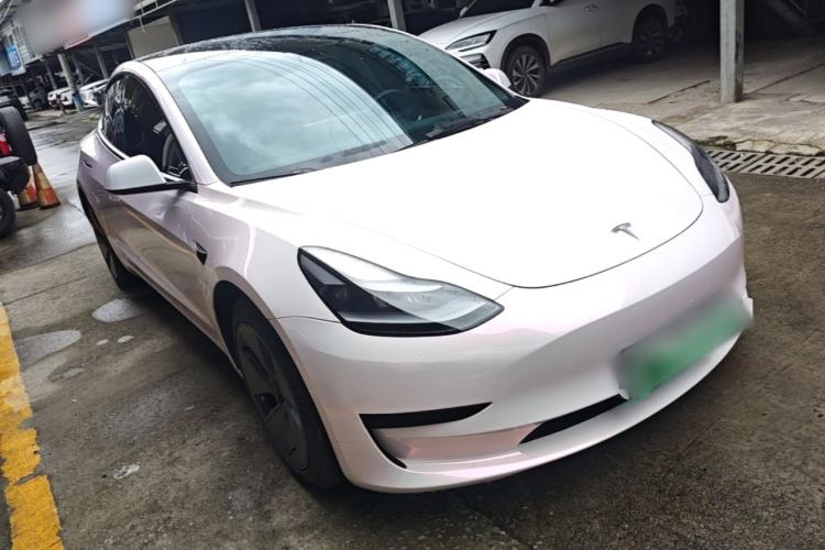 Tesla Model 3 2022 — 3