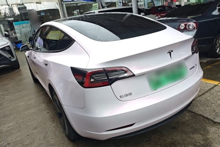 Tesla Model 3 2022 — 4