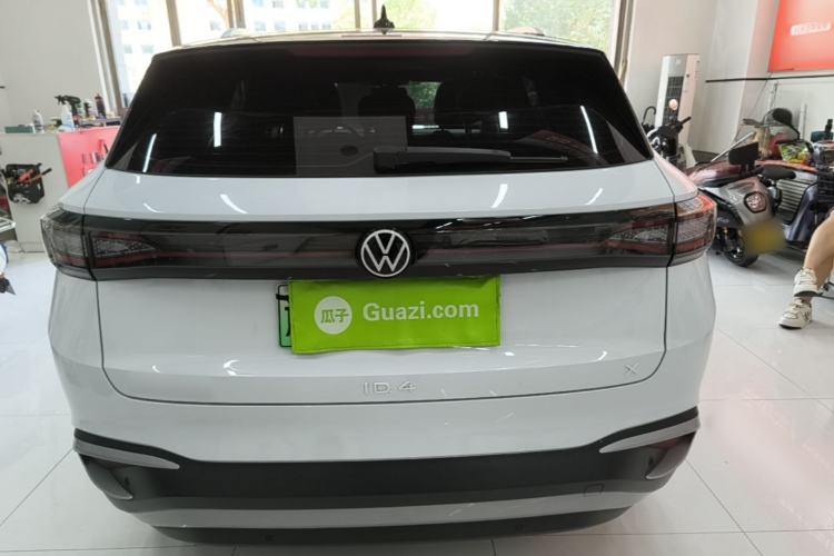Volkswagen ID.4 X 2023 — фото 5