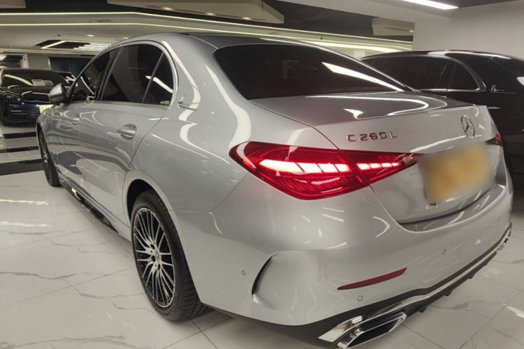 Mercedes-Benz C 260 L 2023 — фото 4