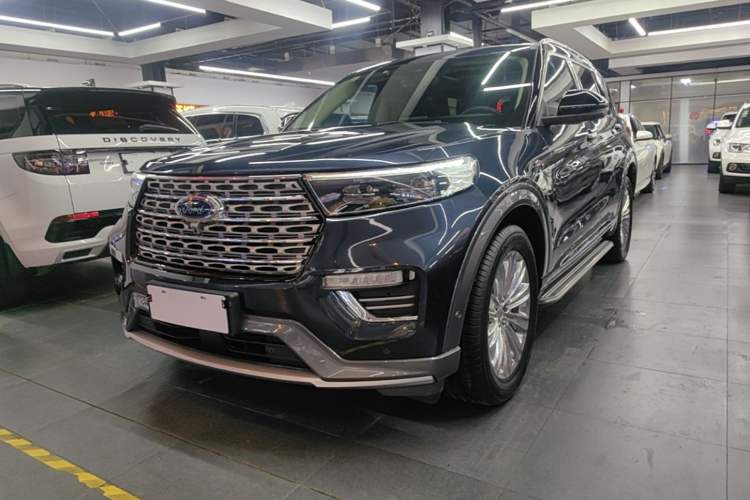 Ford Explorer 2020 — фото 1