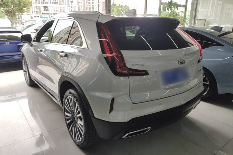 Cadillac XT4 2024 — 4