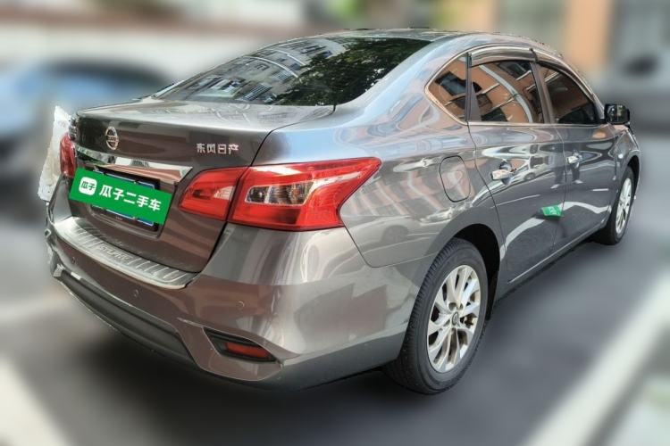 Nissan Sentra 2024 — 4