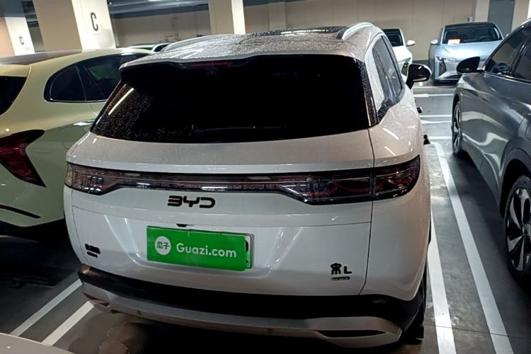 BYD Song L DM-i 2025 — 5