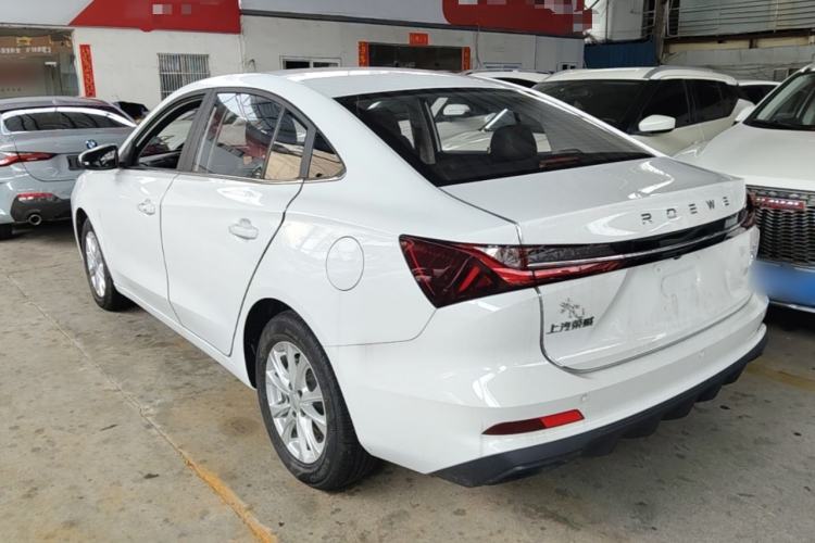 Roewe i5 2023 — 4