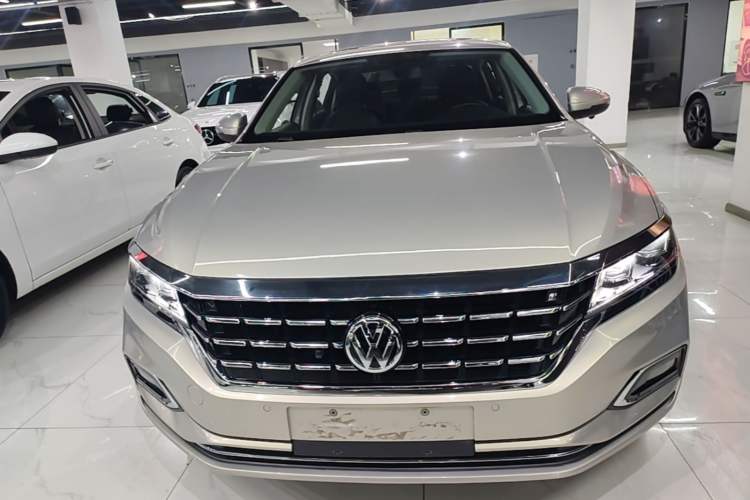 Volkswagen Passat 2020 — 2