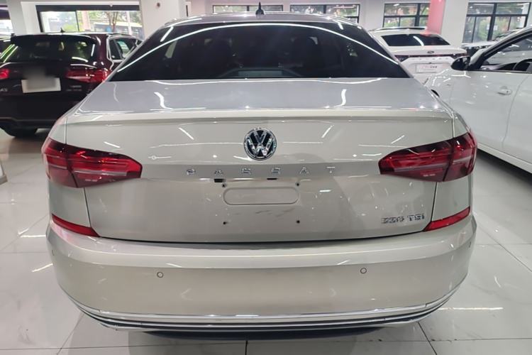 Volkswagen Passat 2020 — 5