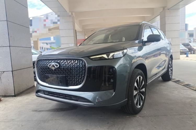 Chery Tiggo 8 Plus 2025 — фото 1