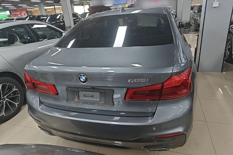 BMW 525i 2020 — 5