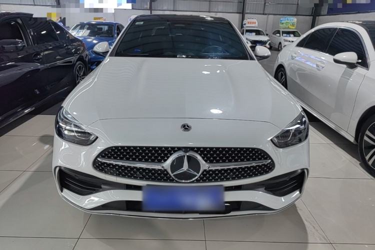 Mercedes-Benz C 260 L 2023 — 2