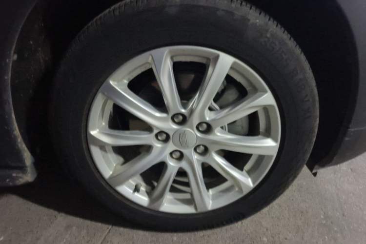 Cadillac XT4 2020 — 5