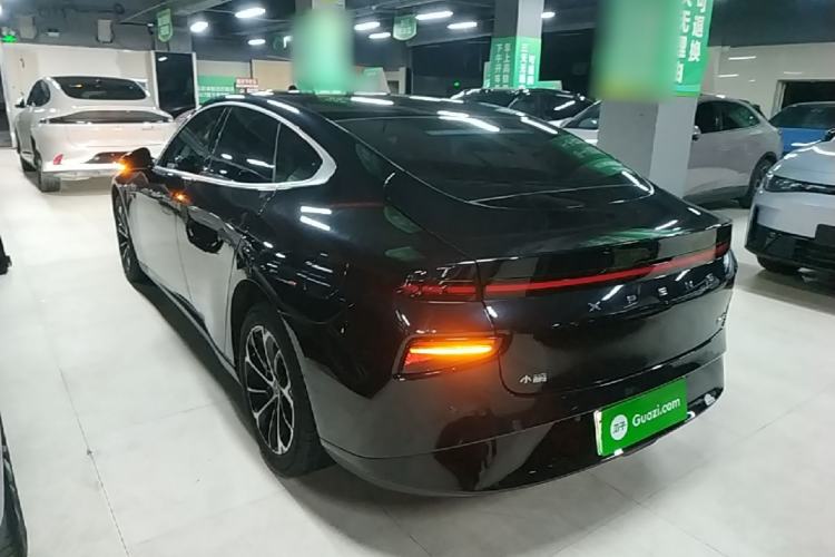 XPeng P7 2022 — 4