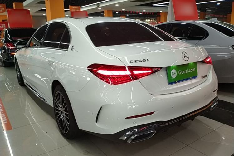 Mercedes-Benz C 260 L 2024 — фото 4
