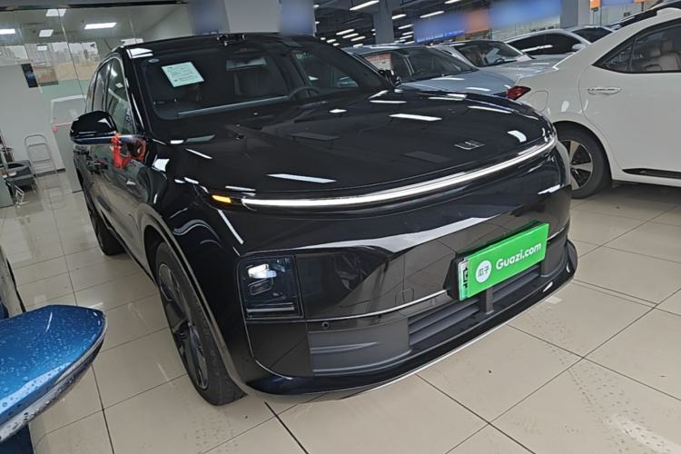 Li Auto L6 2025 — 3