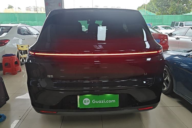 Li Auto L6 2025 — 5