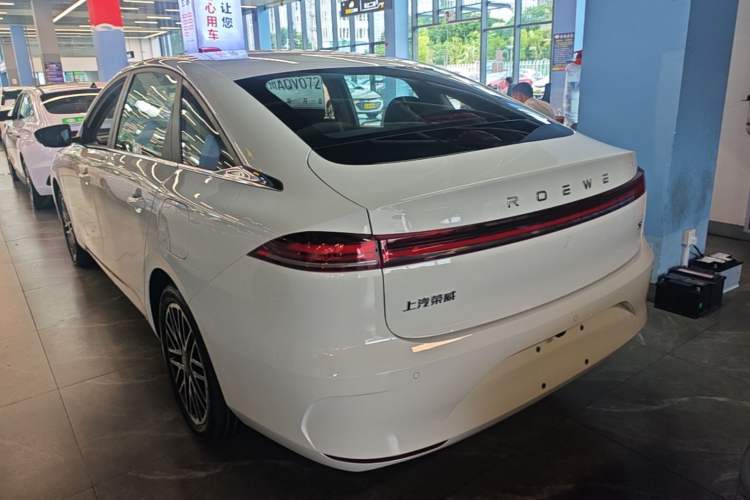 Roewe i6 2026 — 4