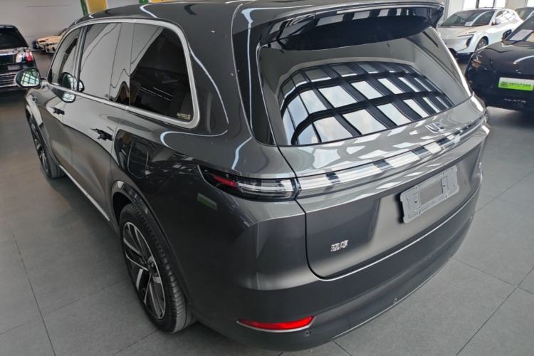 Li Auto L9 2022 — 4