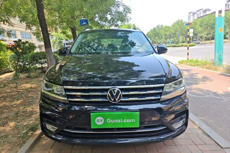 Volkswagen Tiguan L 2021 — 2