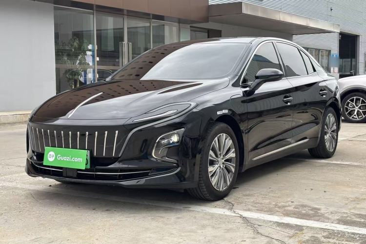 Hongqi E-QM5 2024 — фото 1