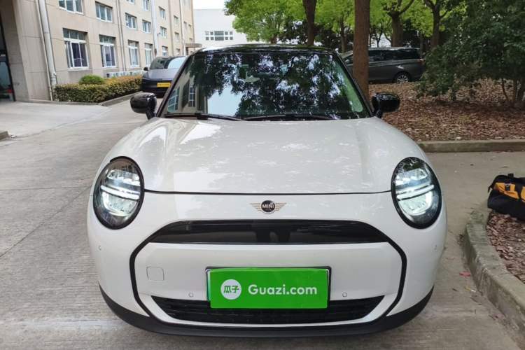 MINI Cooper 2025 — 2