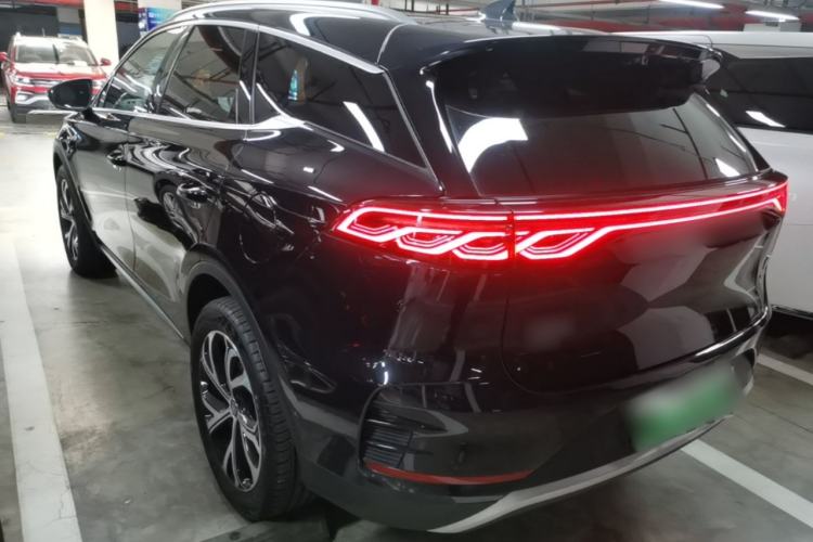 BYD Tang 2025 — 4