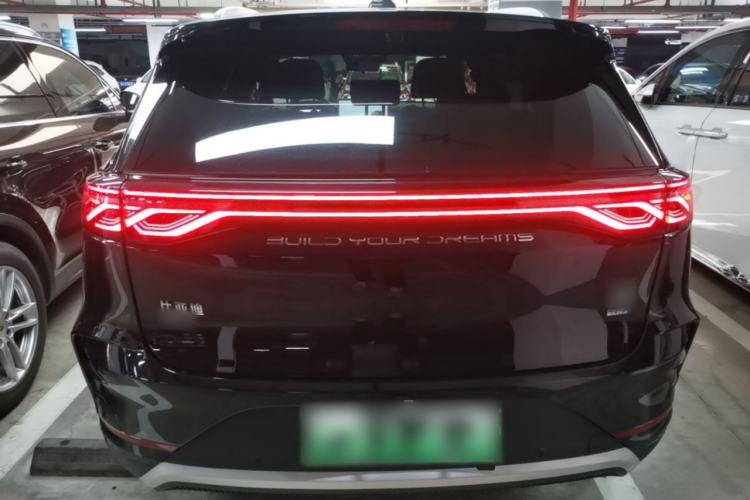BYD Tang 2025 — 5