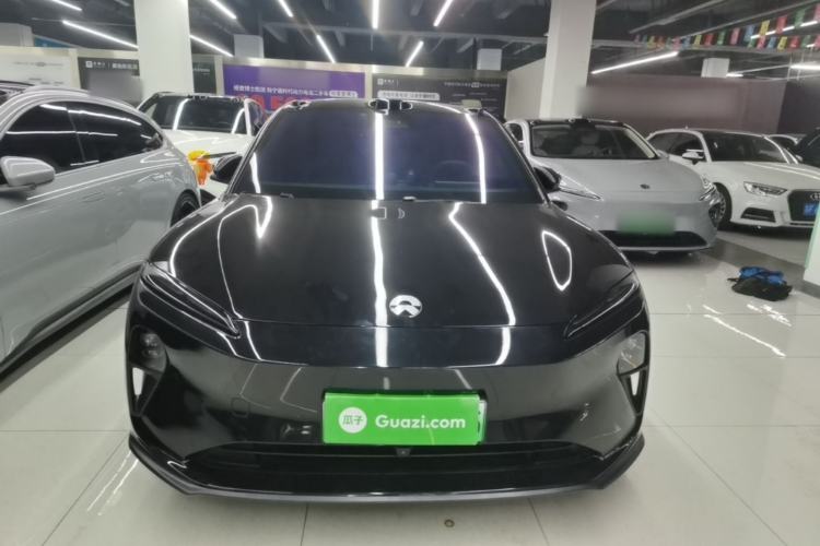 NIO ET5T 2024 — 2